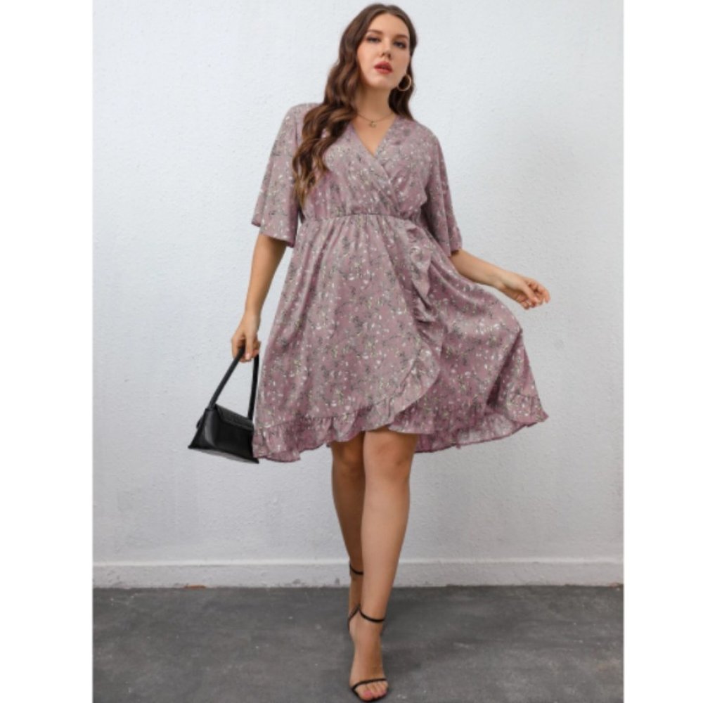 Plus Floral Print Overlap Collar Flutter Sleeve R… - image 4